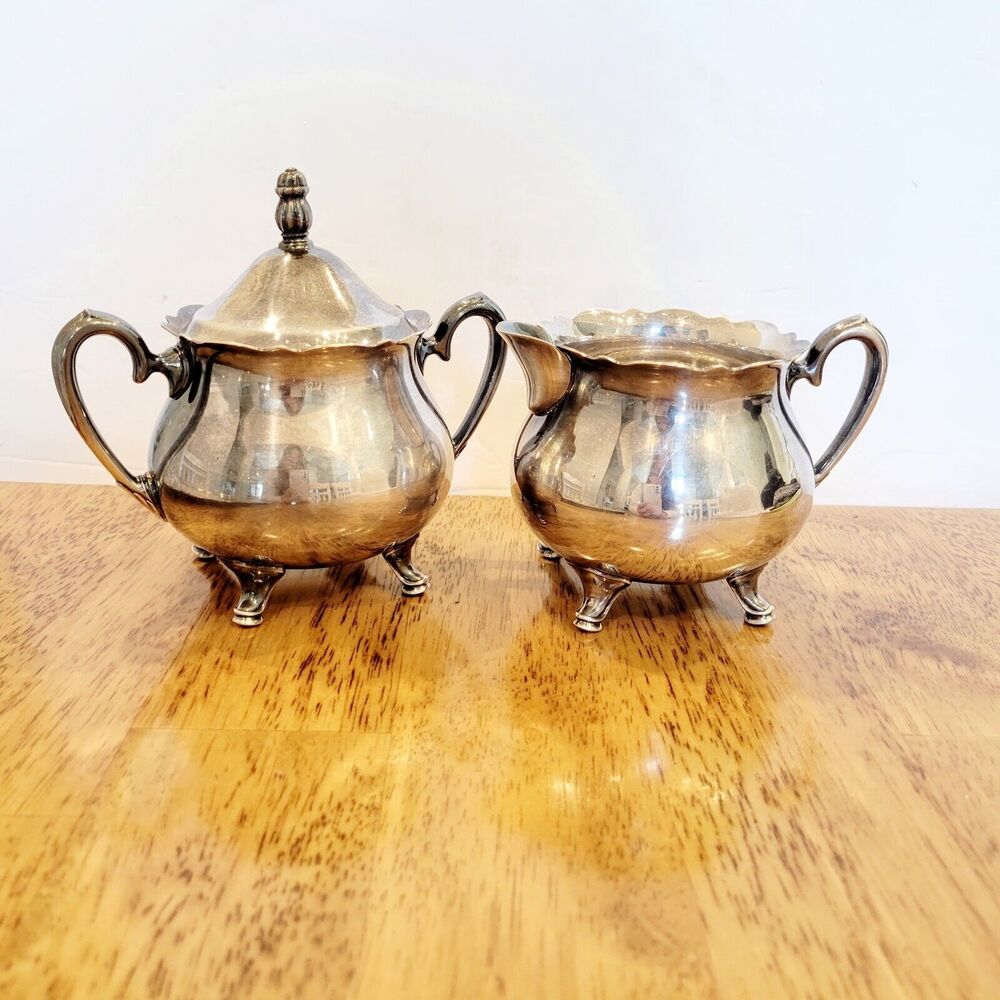 Oneida Heirloom - COLONIAL SUITE - Silverplate Footed Creamer & Sugar Bowl w Lid